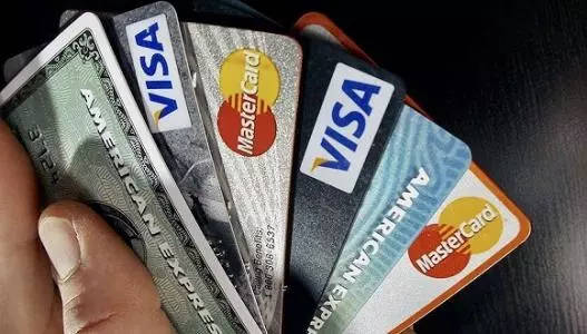 美国信用卡逾期(美国信用卡逾期了会怎么样)
